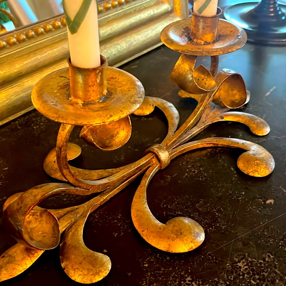 Gilded metal candle holder